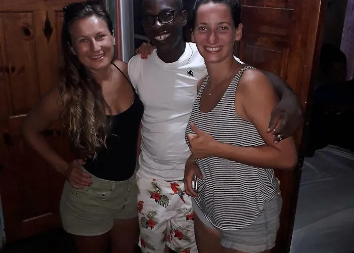 Bullas Cozy Hideaway Hostal Montego Bay